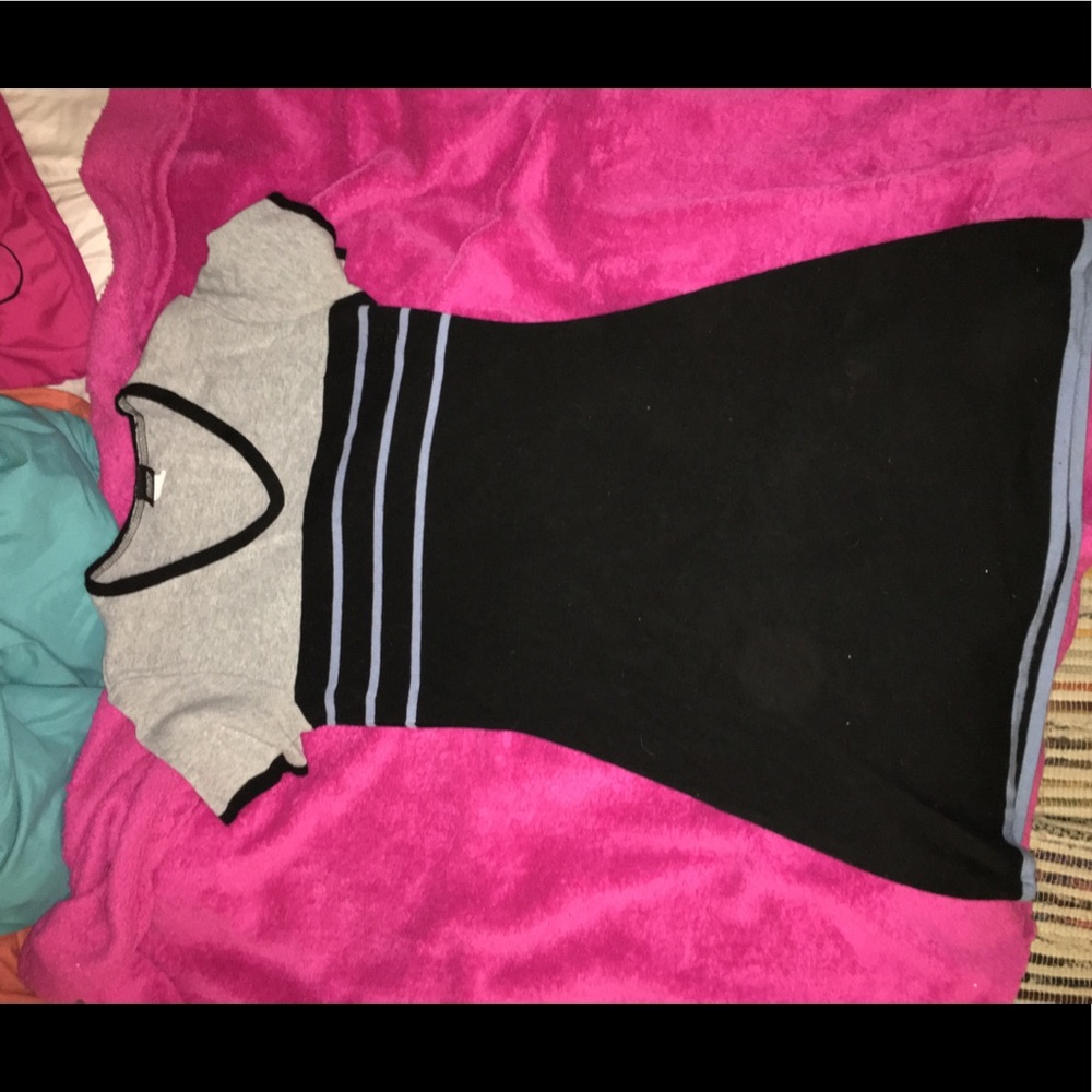 Short sleeved dress